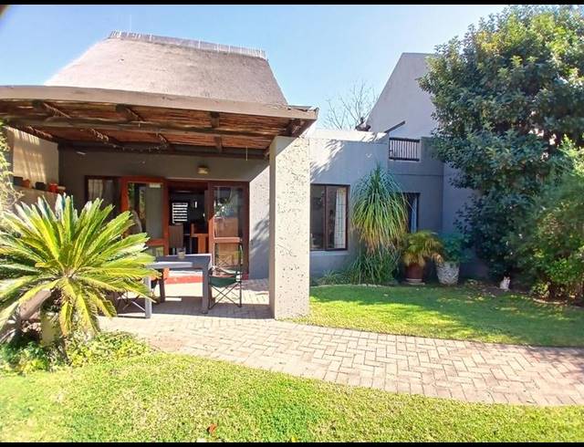 3 BEDROOM TOWNHOUSE FOR SALE IN JUKSKEI PARK